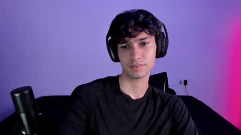 Snapshot of khozler_ chatting on 01.11.25 khozler_ online show from 01.11.25