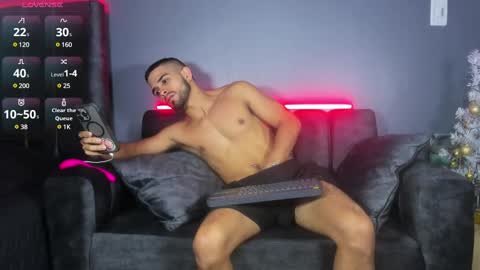 Khriss brown online show from 12.16.24