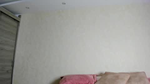    N         M online show from 10.09.25