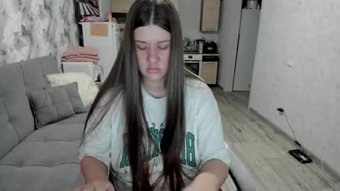 kianna_dior_ online show from 11.26.25