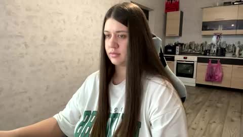 kianna_dior_ online show from 12.03.25