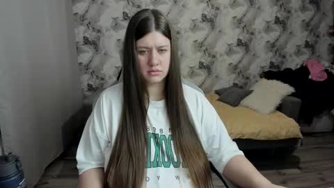 kianna_dior_ online show from 02.07.26