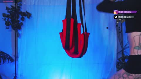 Snapshot of kiannamills chatting on 12.27.24 Kianna online show from 12.27.24