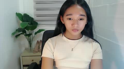 Snapshot of kiara_bedisa143 chatting on 12.07.24 i love bella online show from 12.07.24