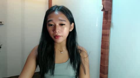 Snapshot of kiara_bedisa143 chatting on 03.12.25 i love bella online show from 03.12.25