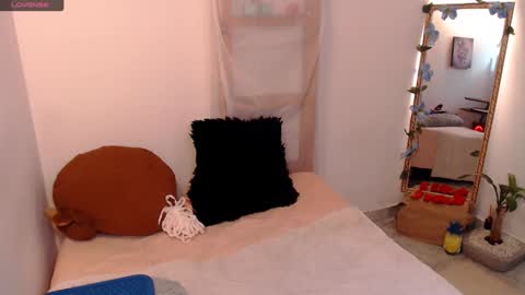 Kiara Bermont online show from 12.29.24