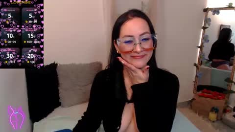 Kiara Bermont online show from 02.11.25