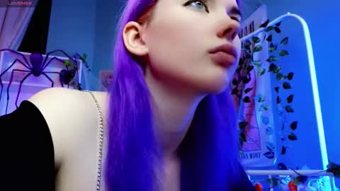 Kira online show from 10.23.25