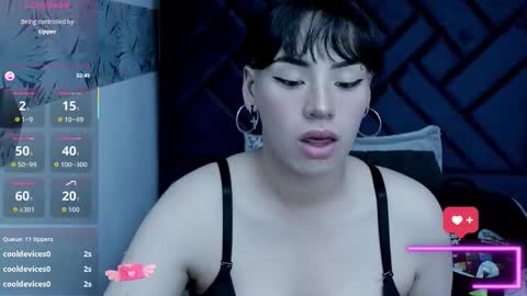 Snapshot of kiara_fox__ chatting on 12.19.25 KIARA FOX online show from 12.19.25