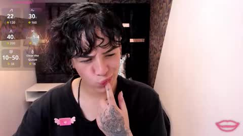 Snapshot of kiara_fox__ chatting on 01.15.26 KIARA FOX online show from 01.15.26