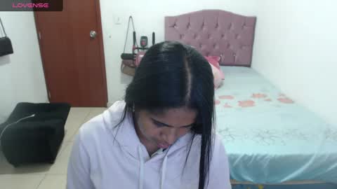 Kiara online show from 12.10.24