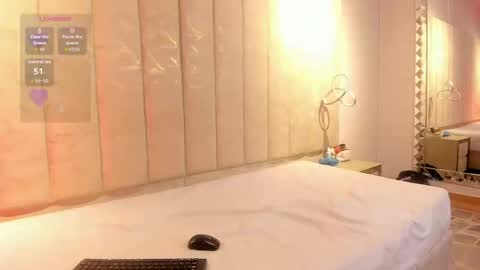 Snapshot of kiarabyte chatting on 11.22.25 Kiara online show from 11.22.25