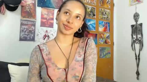 kiaralenon online show from 12.16.25