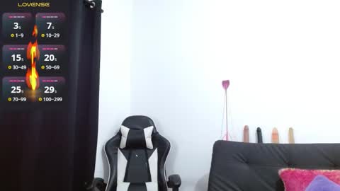 KiaraRider online show from 11.17.25