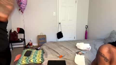 HunneysPlayRoom online show from 02.23.26