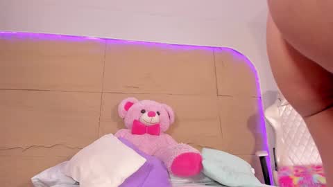 KIM COOPER online show from 03.01.25