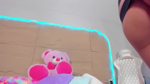 KIM COOPER online show from 03.03.25