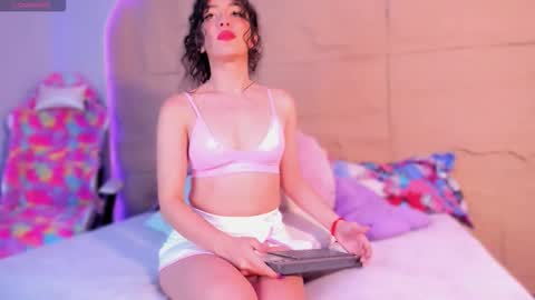 KIM COOPER online show from 12.17.25