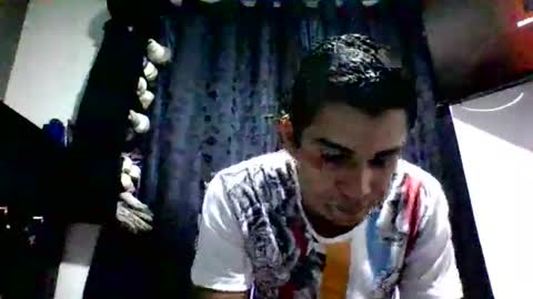 Snapshot of kike_salazar chatting on 11.01.25 kike_salazar online show from 11.01.25