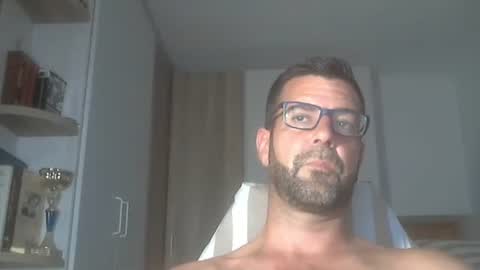 HotMachine online show from 09.14.25