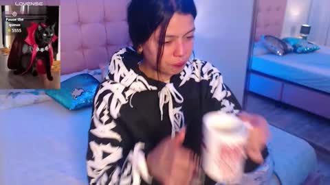 kIKI online show from 09.30.25