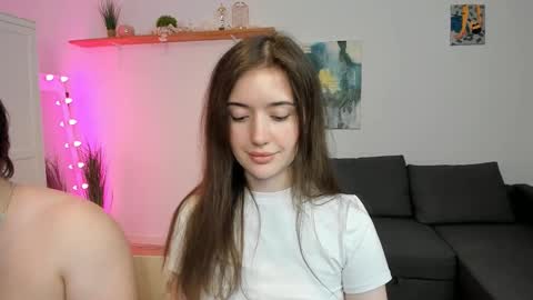 Snapshot of kiki_mcflurry chatting on 09.23.25 PavelPolly online show from 09.23.25