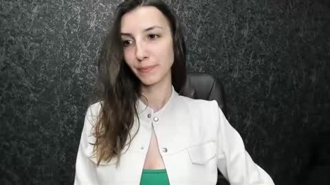 Mika and Miranda online show from 11.12.25