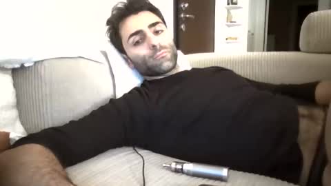 kikkus01 online show from 12.16.25