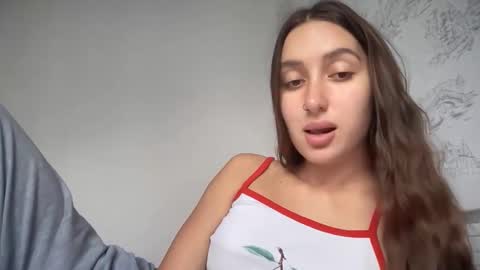 Snapshot of kikkymoore chatting on 09.30.25 Kayli online show from 09.30.25