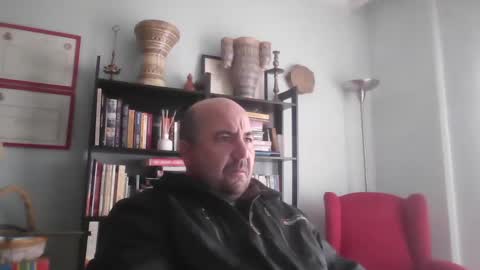 Snapshot of kikokiter chatting on 01.04.25 kikokiter online show from 01.04.25