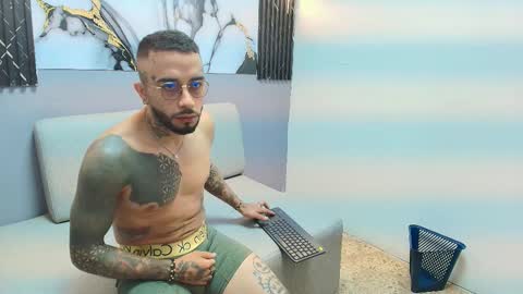 kile online show from 10.31.25