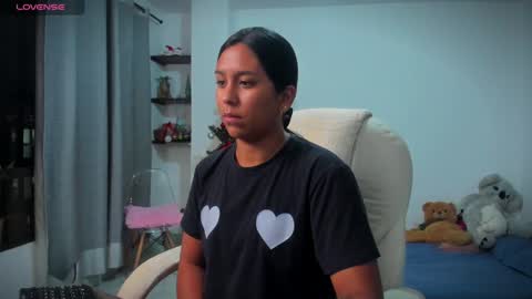 Snapshot of killaa01 chatting on 01.04.25 Alejandra online show from 01.04.25