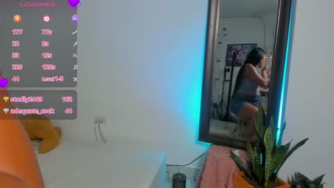 Snapshot of killaa01 chatting on 01.31.25 Alejandra online show from 01.31.25