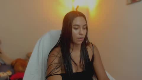 Snapshot of killaa01 chatting on 09.08.25 Alejandra online show from 09.08.25