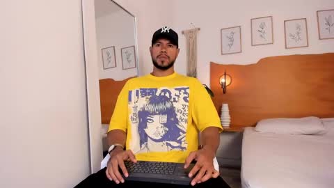 Kilua Muscle guy online show from 09.28.25