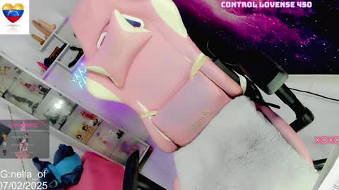 kylie anthonella online show from 02.08.25