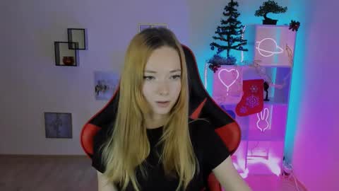 kim_boyd online show from 12.05.24