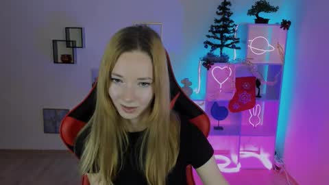 kim_boyd online show from 12.05.24