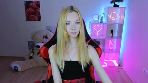 kim_boyd online show from 01.30.25