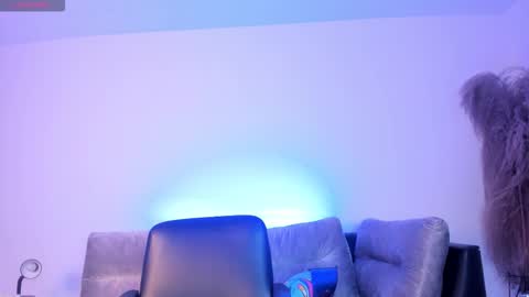 Kim online show from 09.13.25