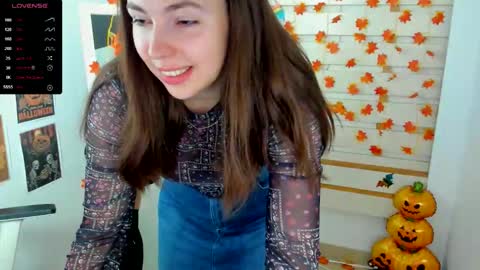 Kim online show from 11.21.25