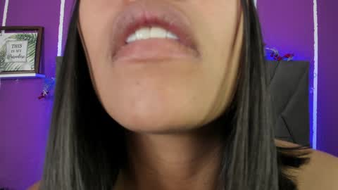 kim  online show from 01.24.25