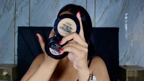 kim  online show from 10.16.25