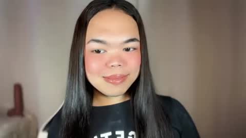 KYLIE online show from 12.17.25