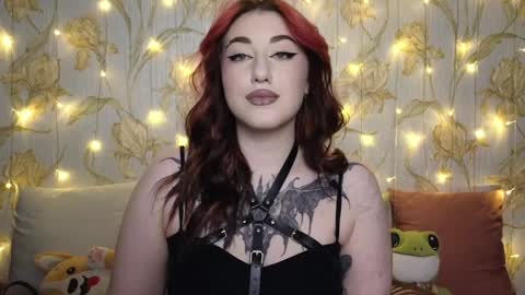 Snapshot of kim_possible1 chatting on 01.08.25 Hi Im Kimberly but u can call me Kim. Turn on ur sound i love to talk and moan online show from 01.08.25