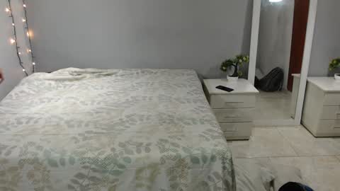 Snapshot of kimandyuk chatting on 01.09.25 Kim Yuk online show from 01.09.25