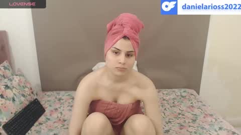 Snapshot of kimberjamesxx chatting on 01.27.25 DANIELA online show from 01.27.25