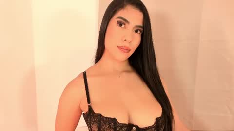 Snapshot of kimberlin_cam_ chatting on 06.16.26 Kimberlin online show from 06.16.26