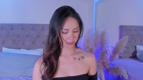 Kim online show from 11.29.25