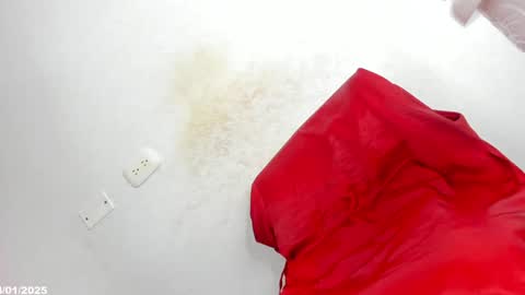 Snapshot of kimberly_house chatting on 01.05.25 Kimberly 3 online show from 01.05.25